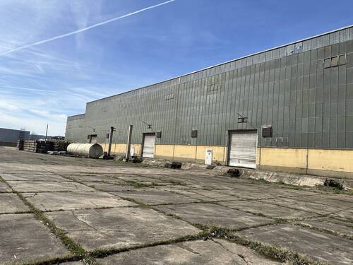 Rückansicht Halle 1 - Halle in Arnstadt zum Kaufen