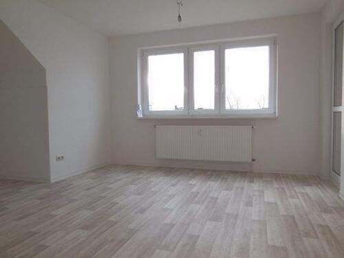 04 Wohnzimmer - Musterfoto - Etagenwohnung mit 54,10 m&sup2; in Riesa zur Miete