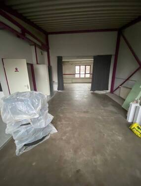 Eingangsbereich, vorderer Hallenbereich - 