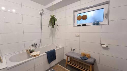 Bad UG - 7 Zimmer Bungalow in Mühlacker