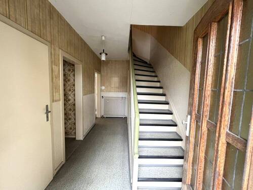 Hauseingang linkes Haus - 5 Zimmer Doppelhaushälfte zum Kaufen in Dortmund / Brackel