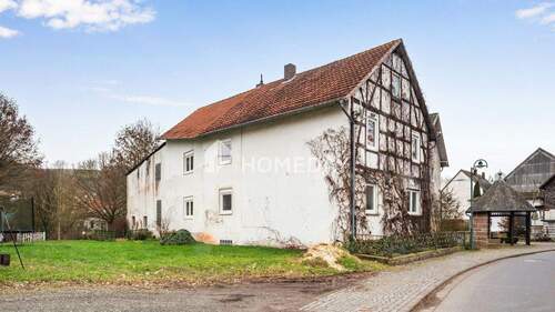 Außenansicht 3 - 6 Zimmer Bauernhaus, Landhaus zum Kaufen in Wohratal