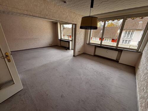 Wohnzimmer - Etagenwohnung mit 91,00 m&sup2; in Hannover zum Kaufen