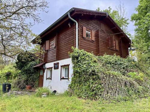 Gartenhaus mit Kellereingang - Grundstück in Saalfeld