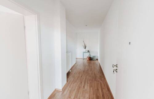 Flur - Etagenwohnung mit 137,00 m&sup2; in Hamberge zur Miete
