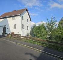 Modernisiertes Einfamilienhaus mit Garten in Edermünde
