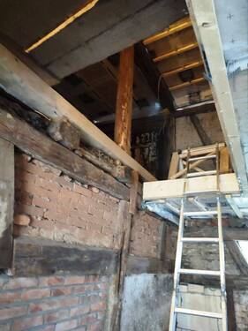 Scheune, Aufgang zur 2.Ebene - 
