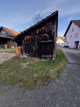 Nebengebäude Schuppen - 