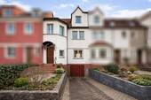 Vorderansicht - Charmantes Reihenmittelhaus mit großzügigem Platzangebot in attraktiver Lage von Leipzig