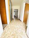 11. Eingangsbereich, Flur EG - 