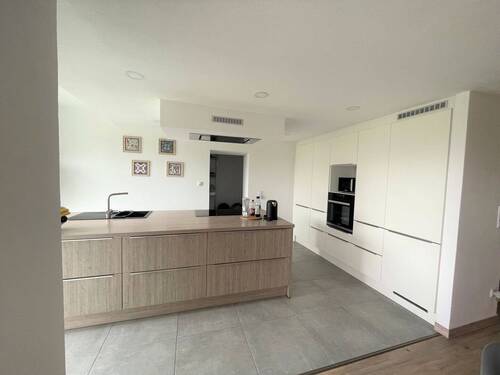 Küche - 'Haus' im 3- Familienhaus! Großzügige Familienwohnung im EG