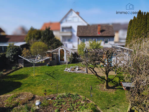 Garten - 6 Zimmer Einfamilienhaus zum Kaufen in Gottmadingen
