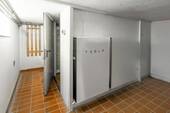 Kellerraum mit Tesla Stromspeicher - 