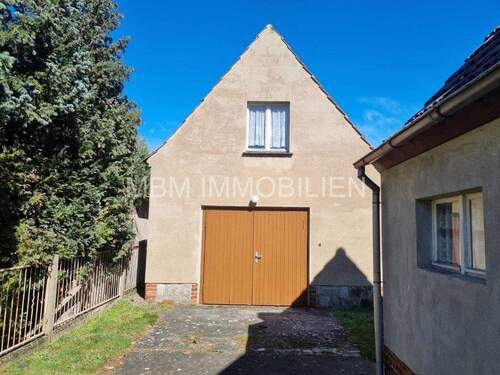 Garage - 5 Zimmer Einfamilienhaus in Bernsdorf