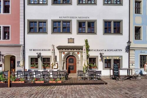 Detailansicht Eingang - Mehrfamilienhaus, Wohnhaus zum Kaufen in Meißen