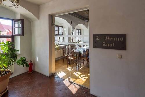 Eingang zum Bennosaal - 