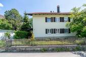 Objektansicht - Begehrte Wohnlage! Solides Zweifamilienhaus mit Doppelgarage in Peiting Bachfeld!