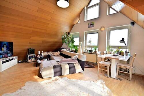 Kuschelecke mit großer Fensterfront - 