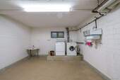 Gemeinschaftlicher Kellerbereich, Wasch- und Trocknerraum - 