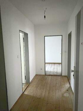 Eingangsbereich / Flur - 