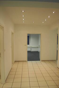 Flur - 4 Zimmer Büro in Itzehoe