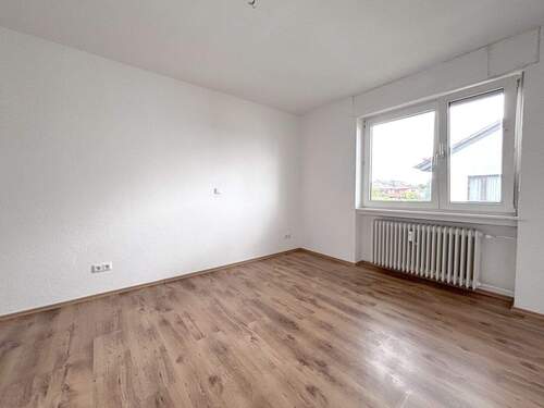 Zimmer 2 - 