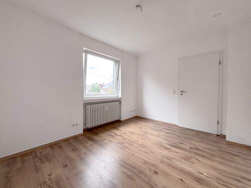 Zimmer 3 - 