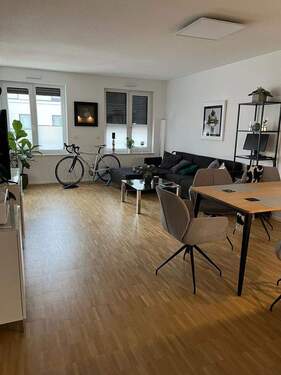 Wohnraum - 2 Zimmer Etagenwohnung zur Miete in Regensburg