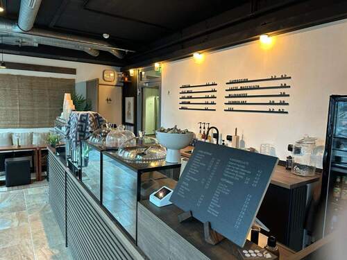 Cafe im Erdgeschoss - Büro mit 23,00 m&sup2; in Offenbach am Main zur Miete