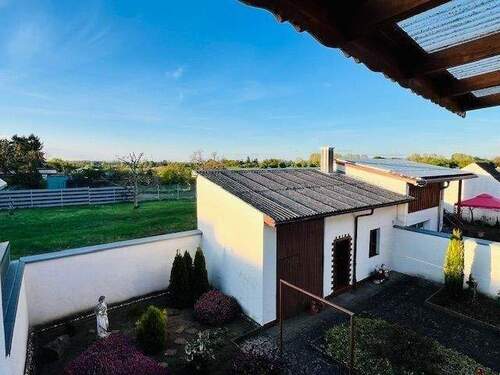 4 - Mehrfamilienhaus, Wohnhaus mit 144,00 m² in Oberhausen-Rheinhausen zum Kaufen