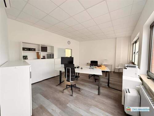 Meetingraum - Büro mit 380,00 m&sup2; in Ratingen zur Miete