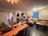 Wohn-/Essbereich mit Blick in die Küche - 3 Zimmer Doppelhaushälfte zum Kaufen in Hörstel