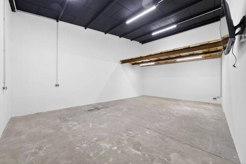 hintere Halle - Einfamilienhaus in Saarlouis zur Miete