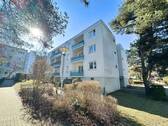 Fassade - Gepflegte 2 Zimmer mit sonnigem Ostbalkon und ruhiger Umgebung - Tegel-Reinickendorf