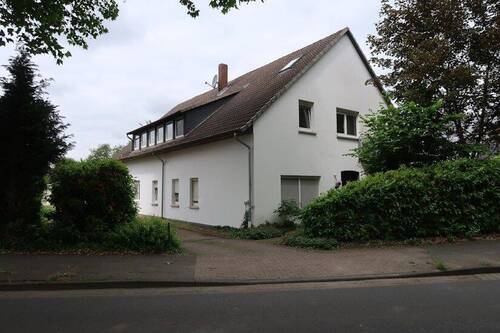 Ansicht Süd Ost I.jpg - 4-Parteienhaus in Bad Oeynhausen Werste!