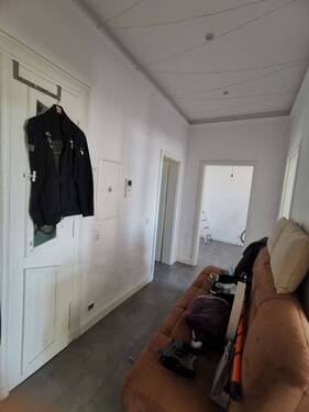 Flur - 2 Zimmer Etagenwohnung zur Miete in Leipzig
