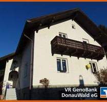 Ideal und Zentral - Kleines Einfamilienhaus mit Carport und Garten in Regen