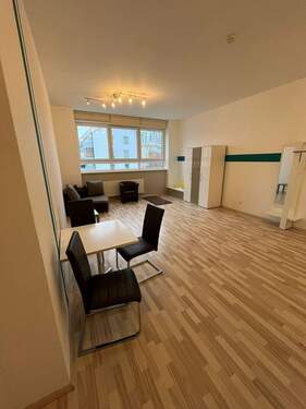 Ess- Wohnbereich - 1 Zimmer Etagenwohnung in Fürth