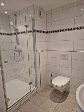 Badezimmer - 3 Zimmer Etagenwohnung zur Miete in Syke