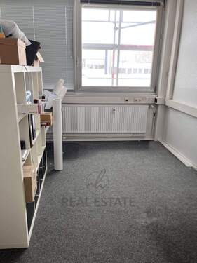 2.jpg - Halle zur Miete in Norderstedt