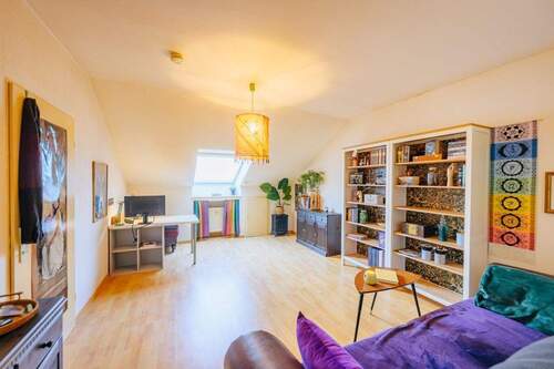 Wohn-/Esszimmer - DG - 