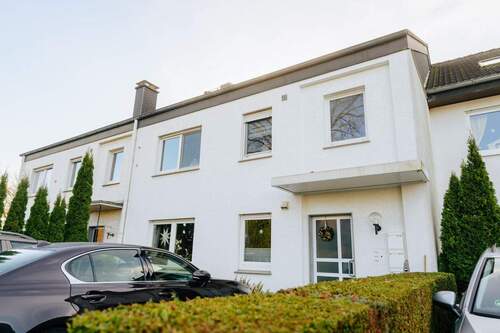 Ansicht - 8 Zimmer Reihenmittelhaus zum Kaufen in Leopoldshöhe