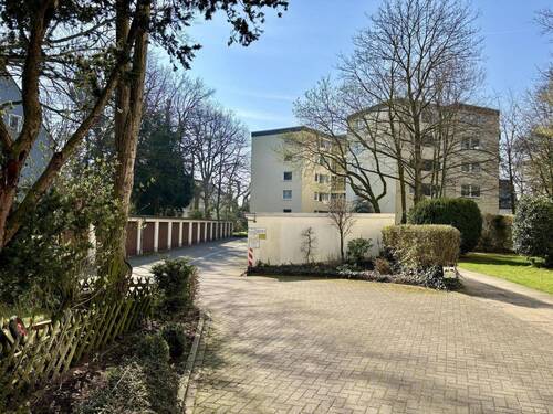 Außenansicht - 4 Zimmer Etagenwohnung zum Kaufen in Langenhagen