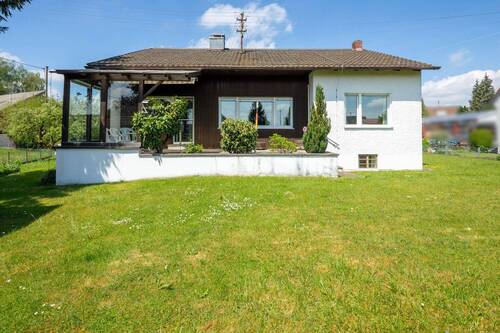 Ansicht Süd - 6 Zimmer Einfamilienhaus in Benningen