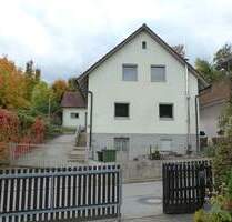 Wohnhaus in zentraler Lage von Bach an der Donau