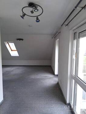 Flur zum Wohnzimmer - 