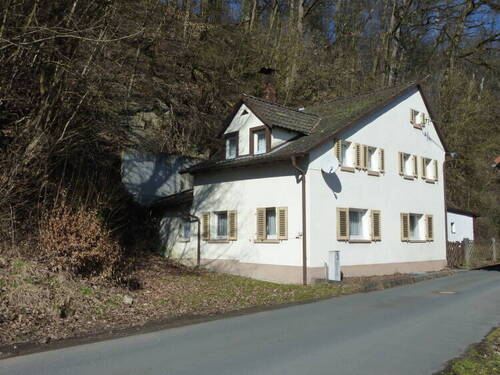 P1110124.JPG - Viel Arbeit - kleiner Preis! - 75.000,00 EUR Kaufpreis, ca.  116,00 m² Wohnfläche