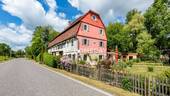 Außenansicht 2 - Ländliche Eleganz & Fachwerk-Unikat auf 5.933?m² - Gartenidylle, Waldstück & Wohnstil pur