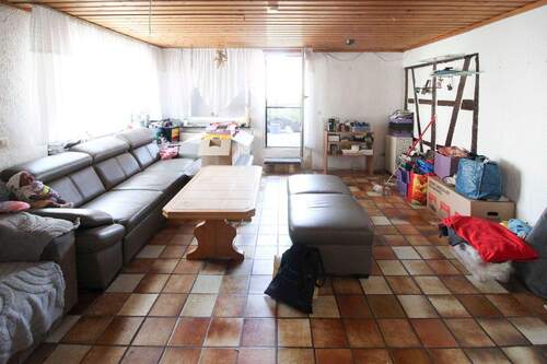 Wohnzimmer 1.OG - 6 Zimmer Einfamilienhaus in Rottenburg am Neckar