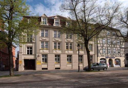 haus lindenring 3. - Kopie.jpg - Palais am Lindenring * Zentrale Lage * Büro - und Praxisgemeinschaft * Hervorragend für Existenzgrüner und Einzelunternehmer